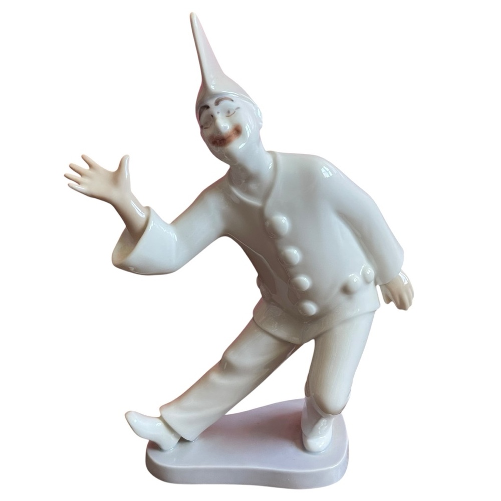 Bing & Grondahl Vintage Pierrot Porcelain Figurine #2353